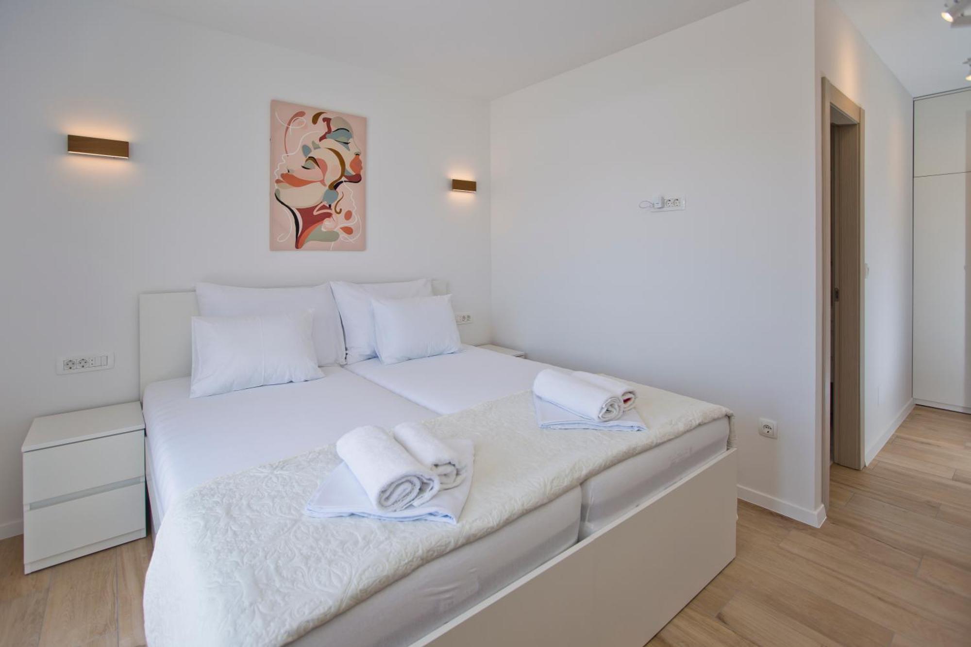 Luka'S Lodge Guesthouse & Hostel Hvar Town Esterno foto