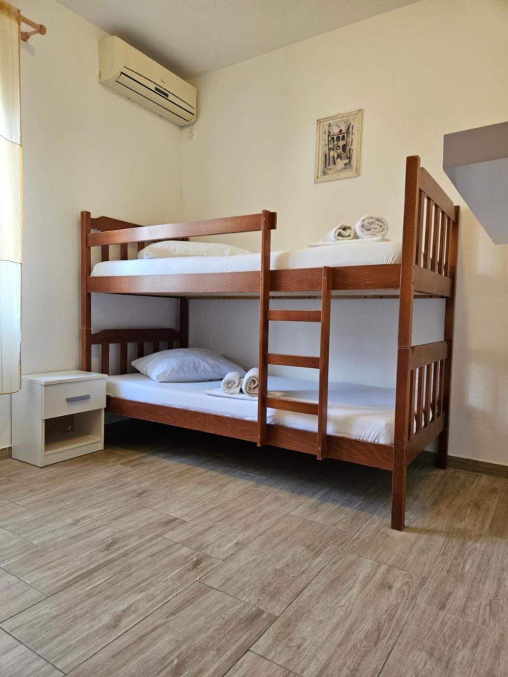 Luka'S Lodge Guesthouse & Hostel Hvar Town Esterno foto